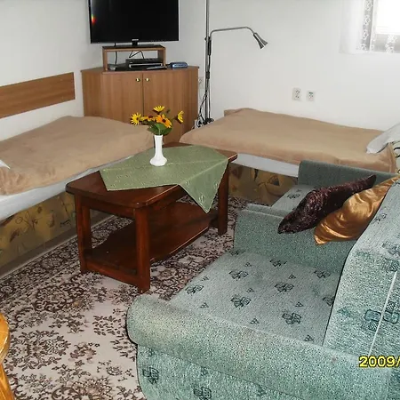 בית אירוח U Peta Hrustin